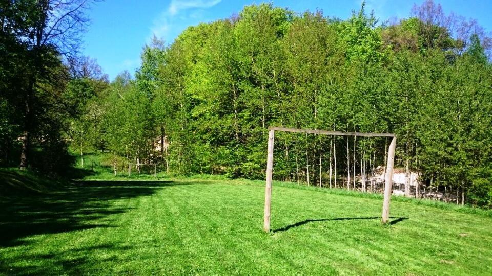 Gosciniec Jas -Sniadania I Obiadokolacje Szwedzki Stol W Cenie Bezplatny Parking ชกลาร์สกา ปอเรมบา ภายนอก รูปภาพ